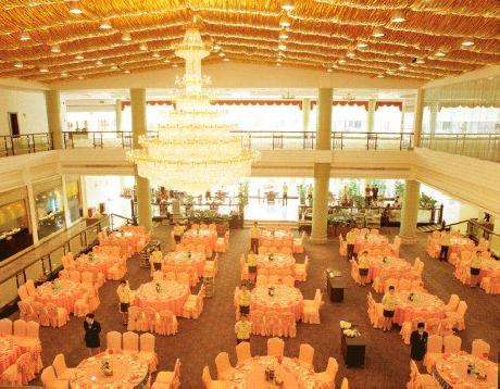 Triumphal Holiday Hotel