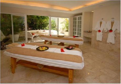 Grand Oasis Caribbean Resort