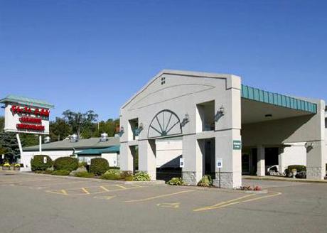 Quality Inn & Suites Vestal