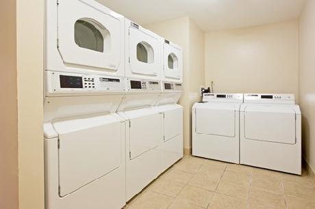 Staybridge Suites PHILADELPHIA-MT. LAUREL