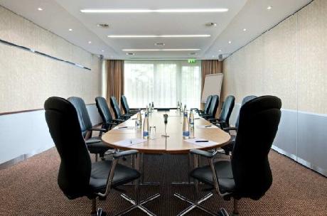 ZURICH AIRPORT HILTON