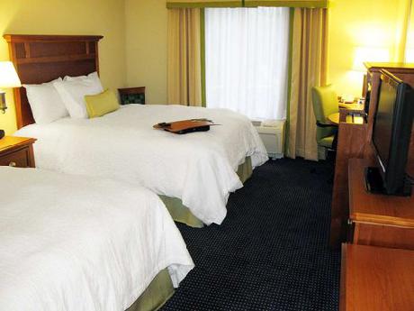 Hampton Inn Warrenton