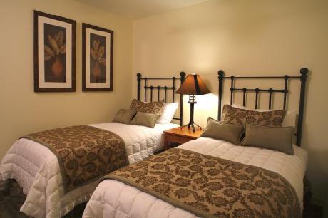Hill Country Inn and Suites at Salado Creek Villas
