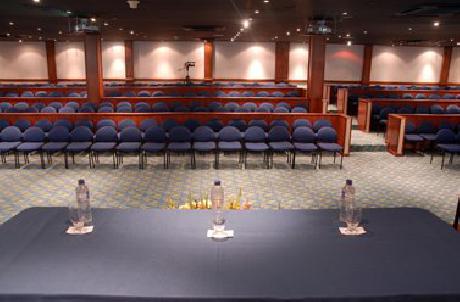 Hotel RoyalPark Metrotel Centro de Convenciones