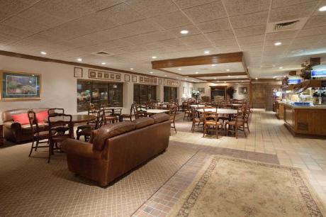 Holiday Inn Express PERRYSBURG (I-75)