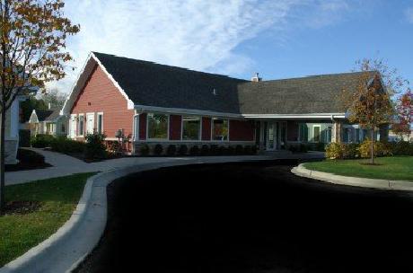 Champagne Lodge and Luxury Suites