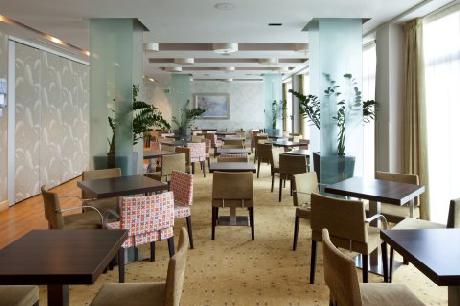 Holiday Inn Express REDDITCH