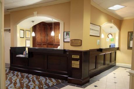 Holiday Inn CHARLESTON-RIVERVIEW