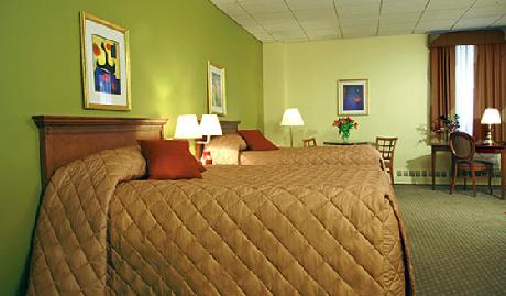 Broadway Plaza Hotel