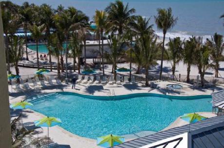 Naples Beach Hotel and Golf Cl