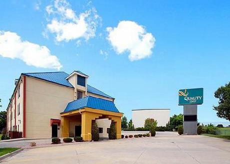 Quality Inn Blue Springs