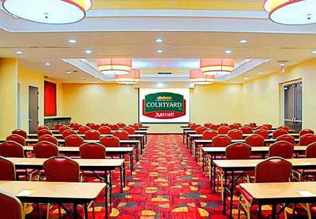 Courtyard Miami Downtown