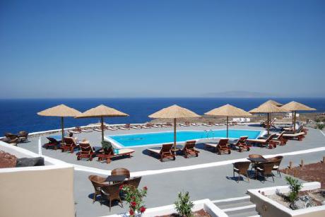 Art Maisons Aspaki and Oia Castle