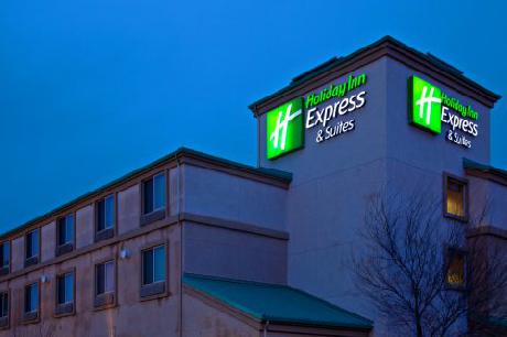 Holiday Inn Express Hotel & Suites ELK GROVE EAST