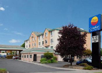 Comfort Inn & Suites Portland Airport