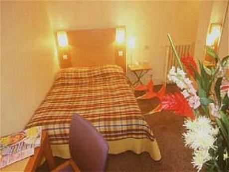 Kyriad Paris XV - Brancion Porte de Versailles