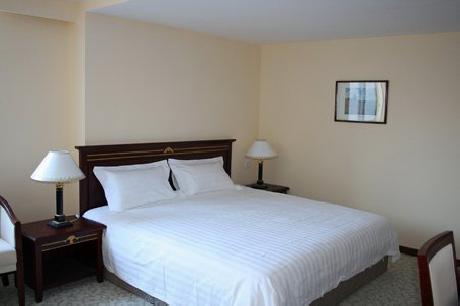 Chinas Best Value Inn - Shanghai Dongfang Rd