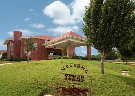 MainStay Suites Irv / Mall