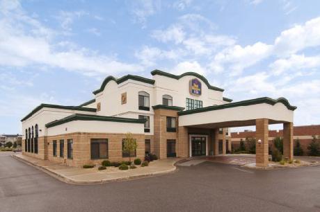 BEST WESTERN PLUS Coon Rapids North Metro Hotel