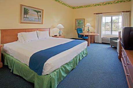 Holiday Inn Express Hotel & Suites ORLANDO-LAKE BUENA VISTA EAST