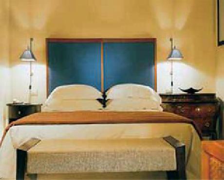 Rose Garden Palace Hotel