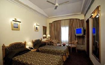 Fariyas Hotel Mumbai