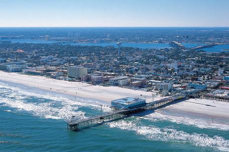 Holiday Inn Express Hotel & Suites OCEANFRONT DAYTONA BCH SHORES