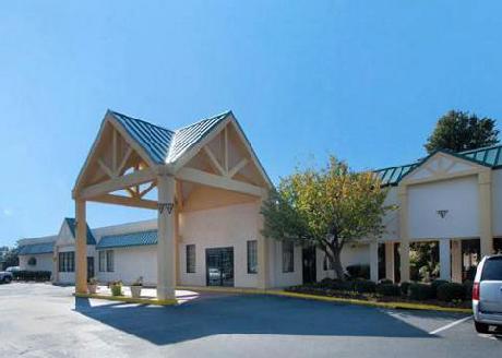 Quality Inn & Suites Hanes Mall