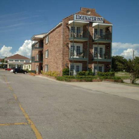 Edgewater Inn
