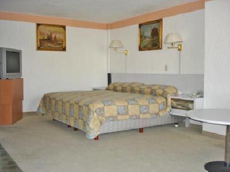 Reforma Avenue Hotel