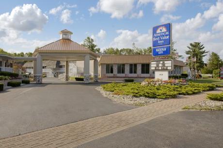 Americas Best Value Inn/Mackinaw City