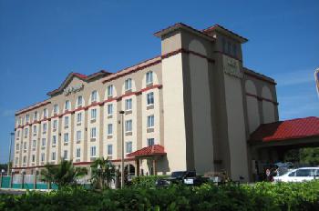 BEST WESTERN Airport Inn & Suites