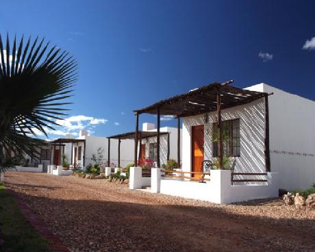 Inverdoorn Game Reserve and Safari