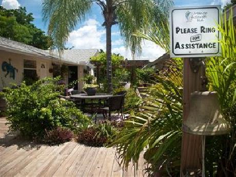 Mango Street Inn