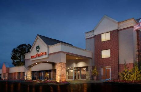 DoubleTree by Hilton Akron  Fairlawn