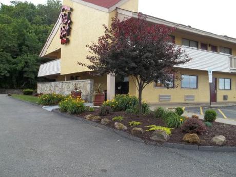 Red Roof Inn St Clairsville Wheeling West