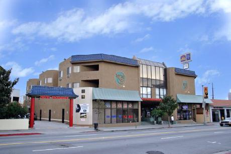 BEST WESTERN PLUS Dragon Gate Inn