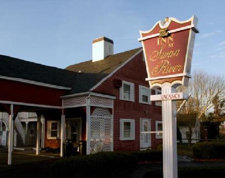 Inn at Swan River