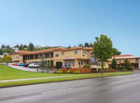 BEST WESTERN Holiday Motel