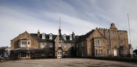 Huntly Arms Hotel