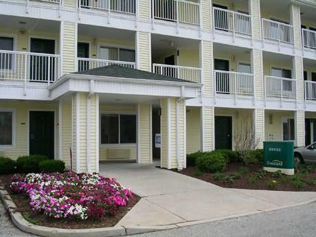 Crossland PHL-Maple Shade