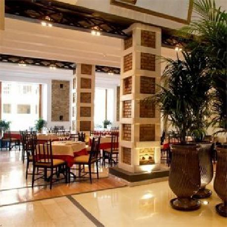 Atarazanas Malaga Boutique