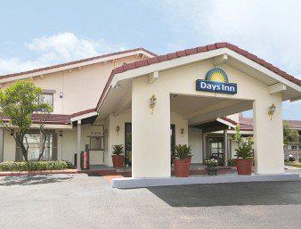 Days Inn Downtown/Riverwalk Area