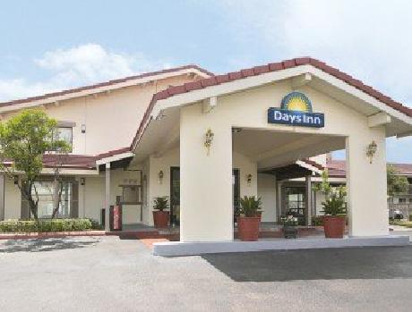 Days Inn Downtown/Riverwalk Area