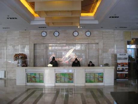 Central Grand Hotel Downtown