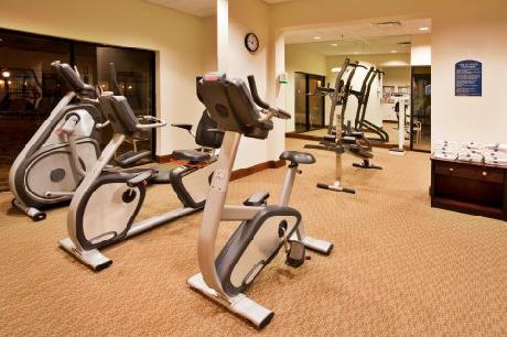 Holiday Inn MAIN GATE EAST