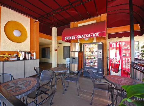 BEST WESTERN Courtesy Inn