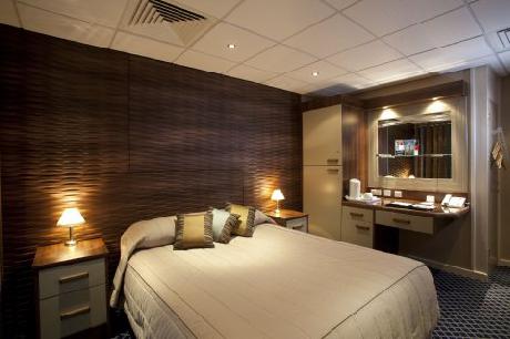 West Ham United Hotel London