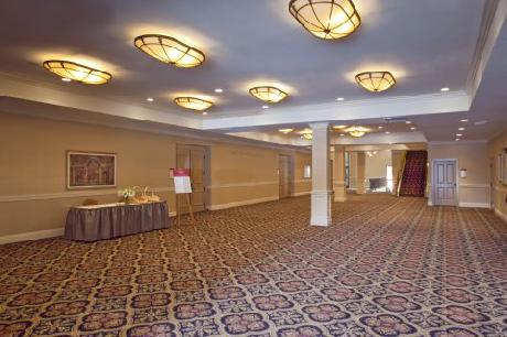 Crowne Plaza SAN DIEGO - MISSION VALLEY