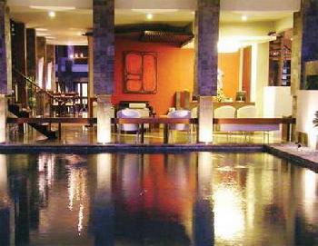 Casa Padma Hotel & Suite